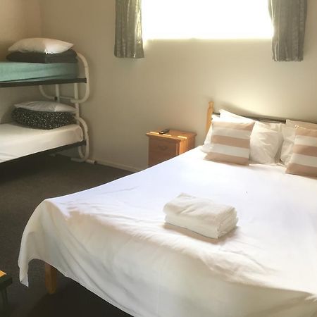 Orewa Pillows Lodge المظهر الخارجي الصورة